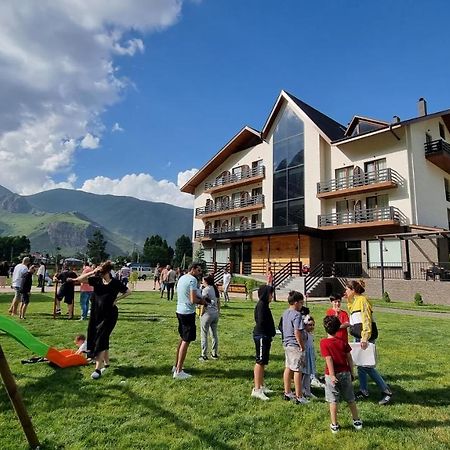Suatis Resort Kazbegi Exteriér fotografie
