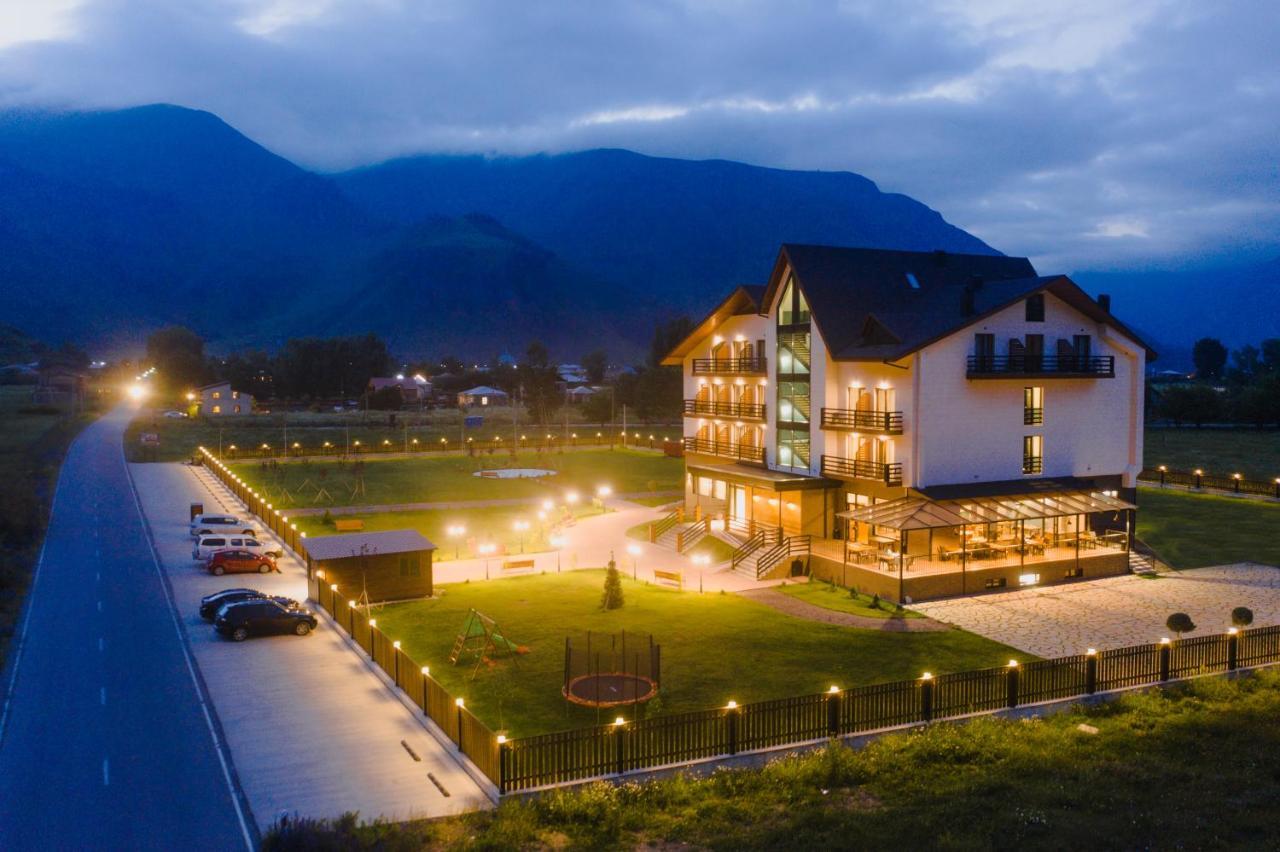 Suatis Resort Kazbegi Exteriér fotografie